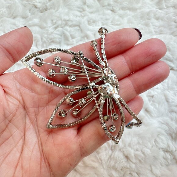 Gorgeous Blue Butterfly Crystal Brooch - Picture 6 of 6